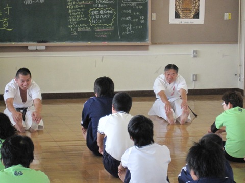 安城市立桜井中学校　学校防犯講演(2010年)